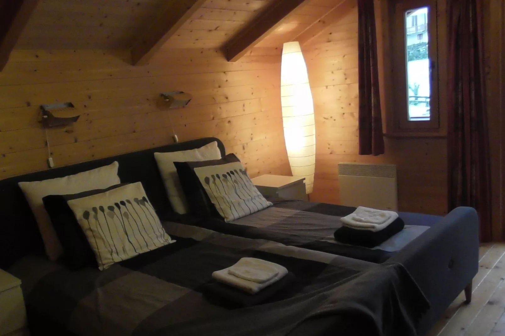 Chalet Le Passe-Temps-Bedroom