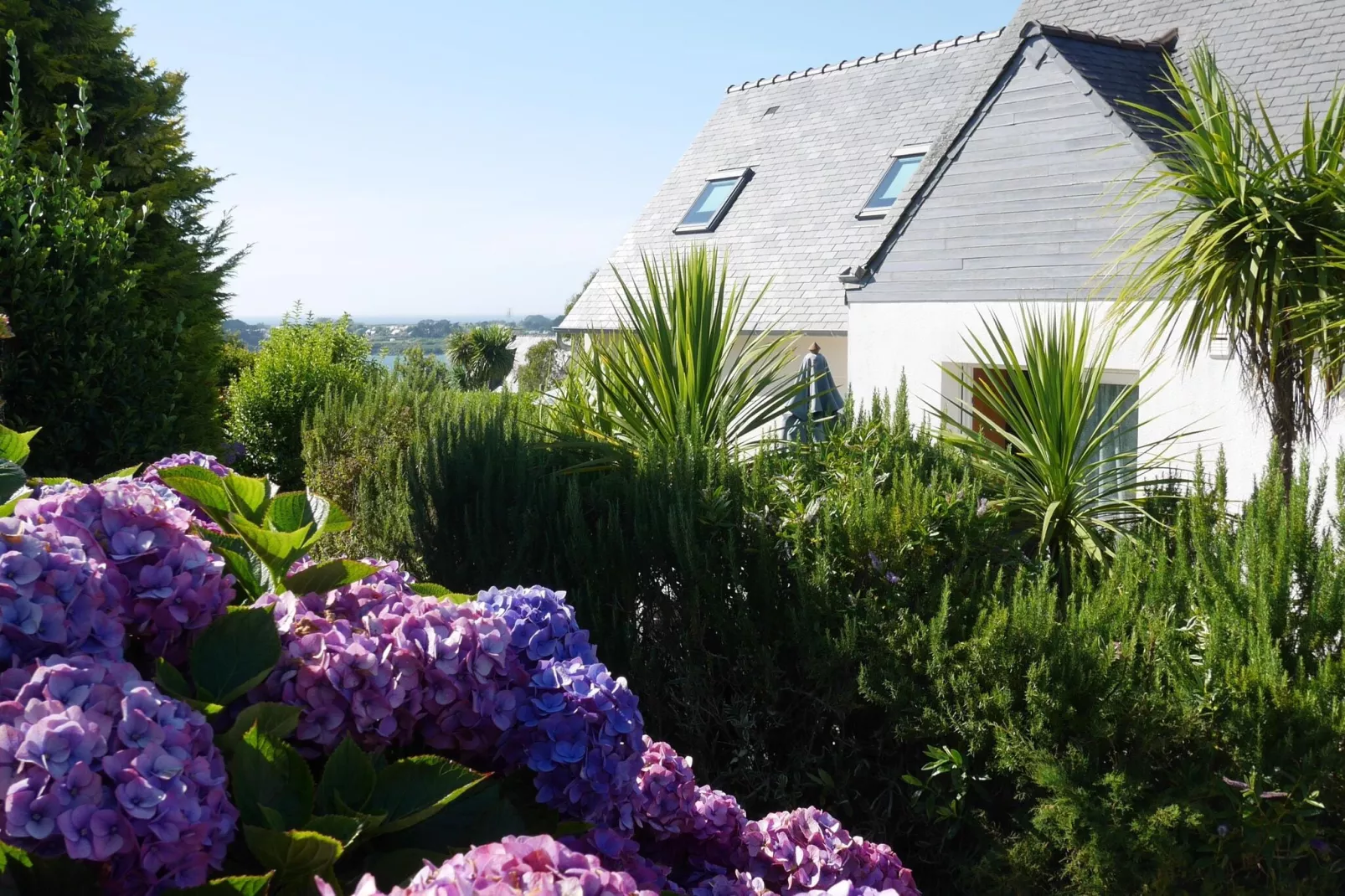 Ferienhaus mit Meerblick Landéda-Gärten Sommer
