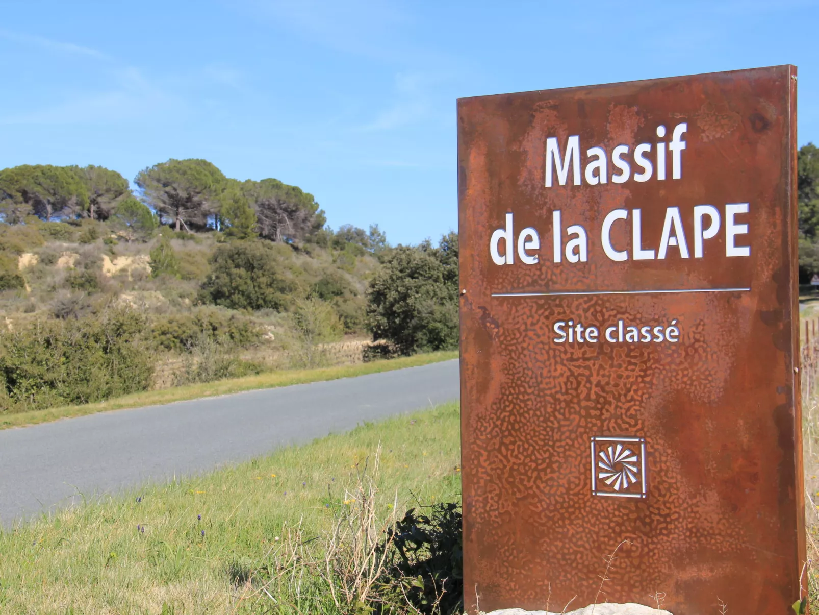 Les Hauts de St Pierre-Area