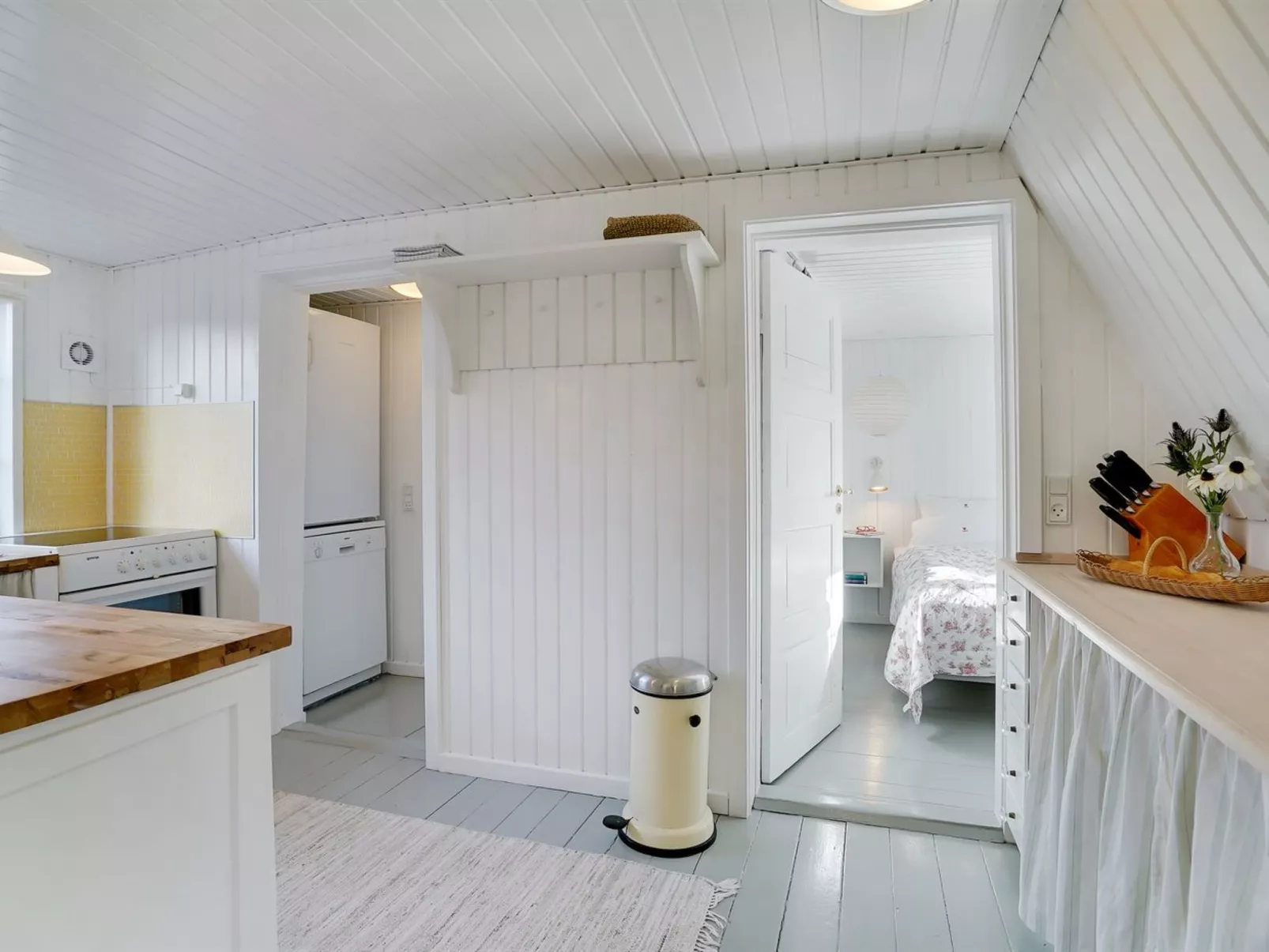 "Uddi" - 150m from the sea-Inside
