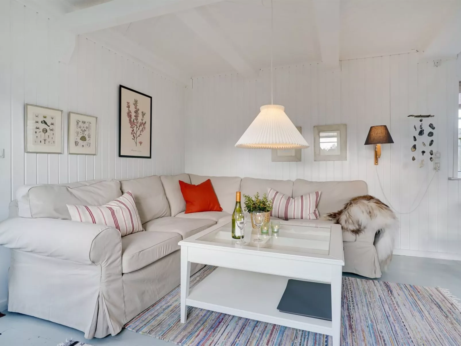 "Uddi" - 150m from the sea-Inside