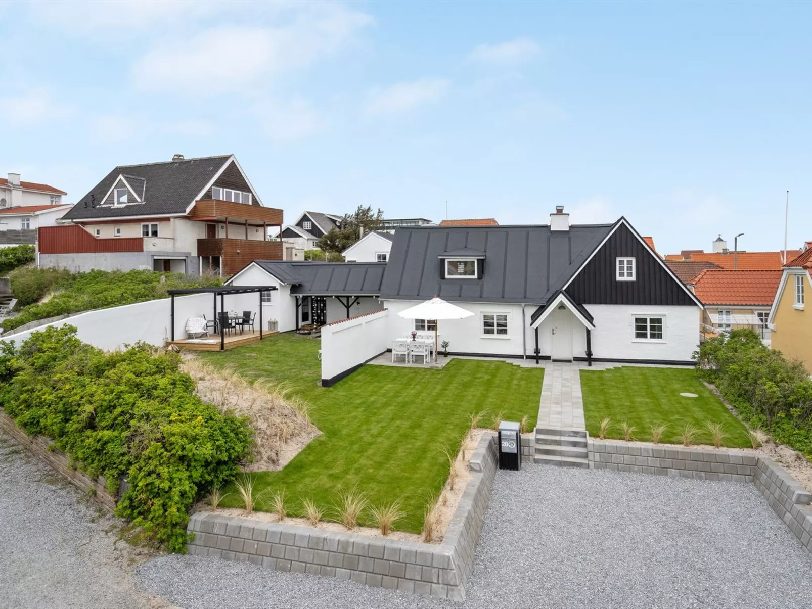 "Uddi" - 150m from the sea-Outside