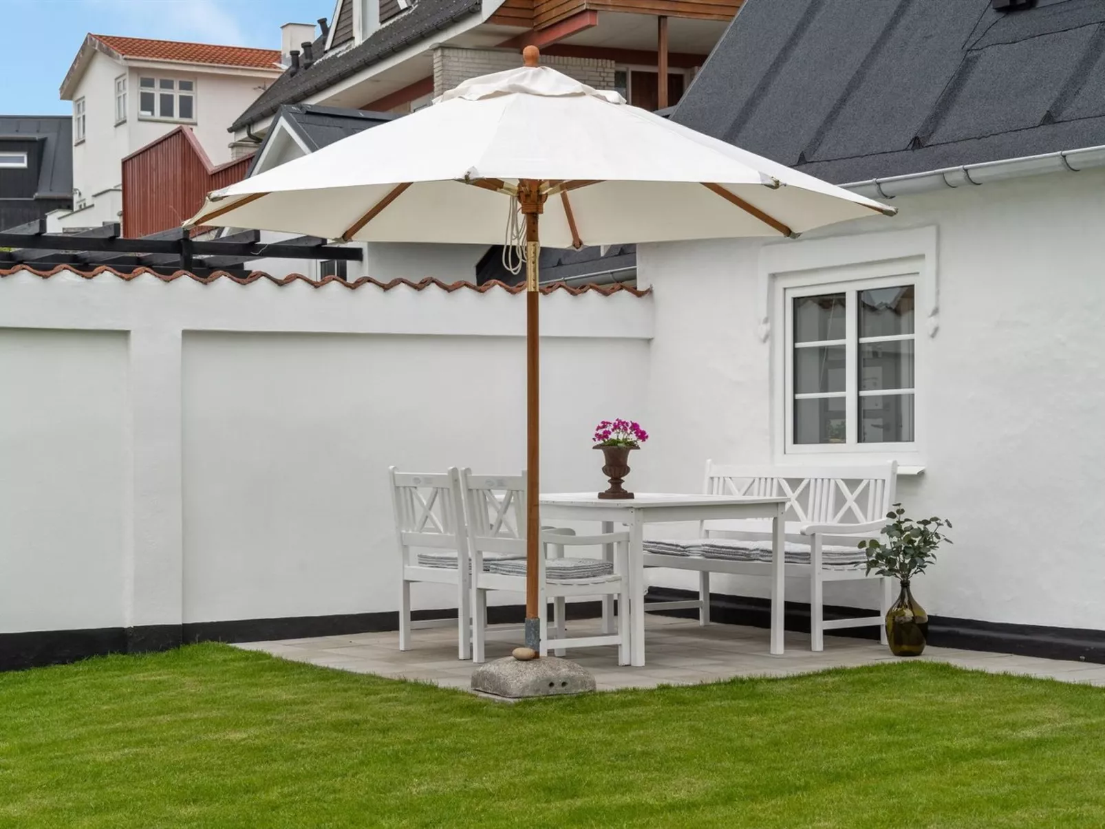 "Uddi" - 150m from the sea-Outside