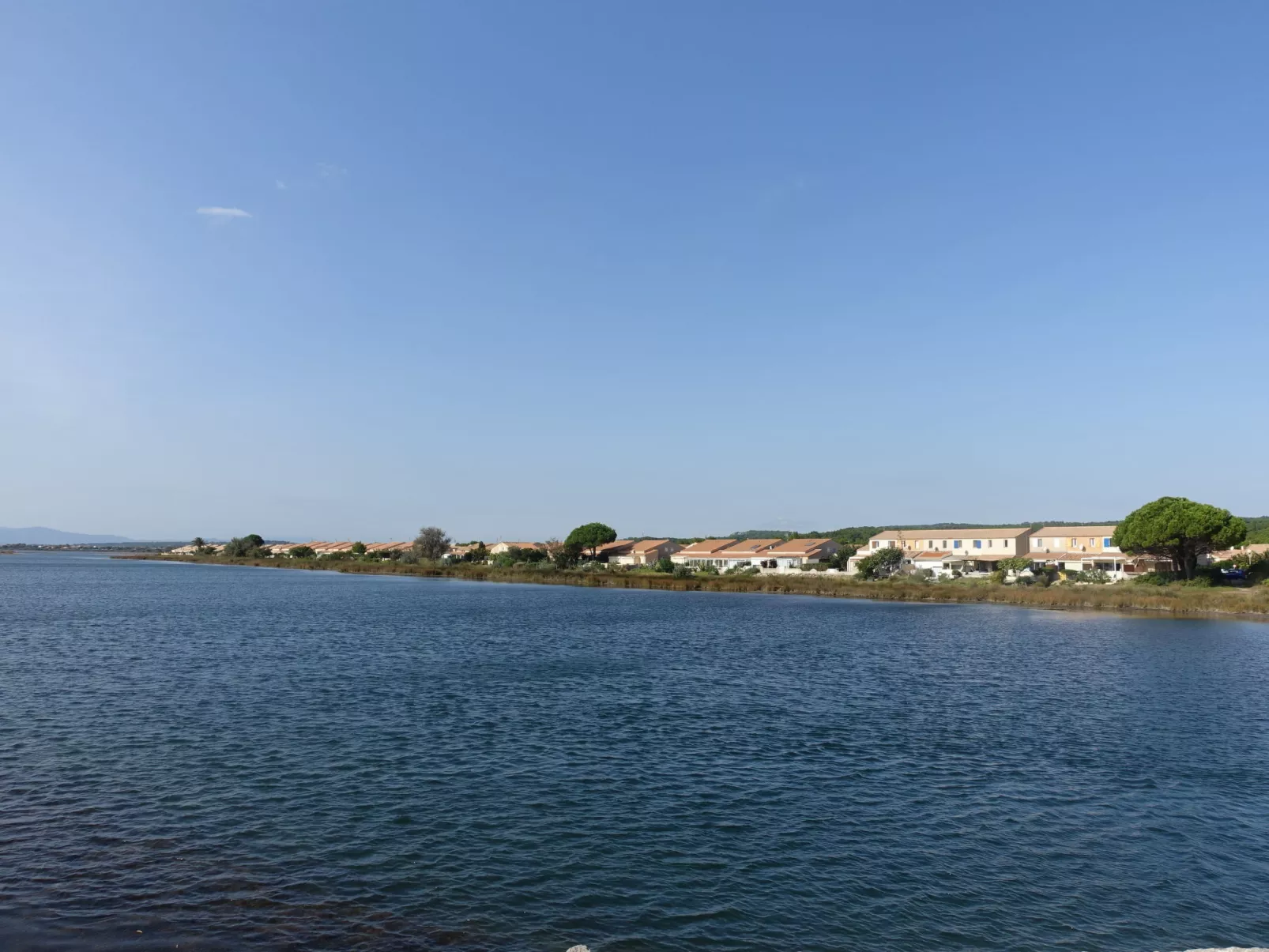 Belle Ile 1-Outside