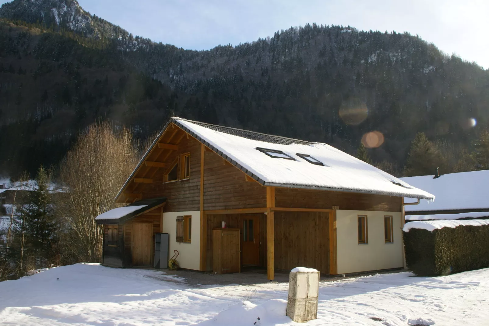 Chalet Montjoie-Exterior winter