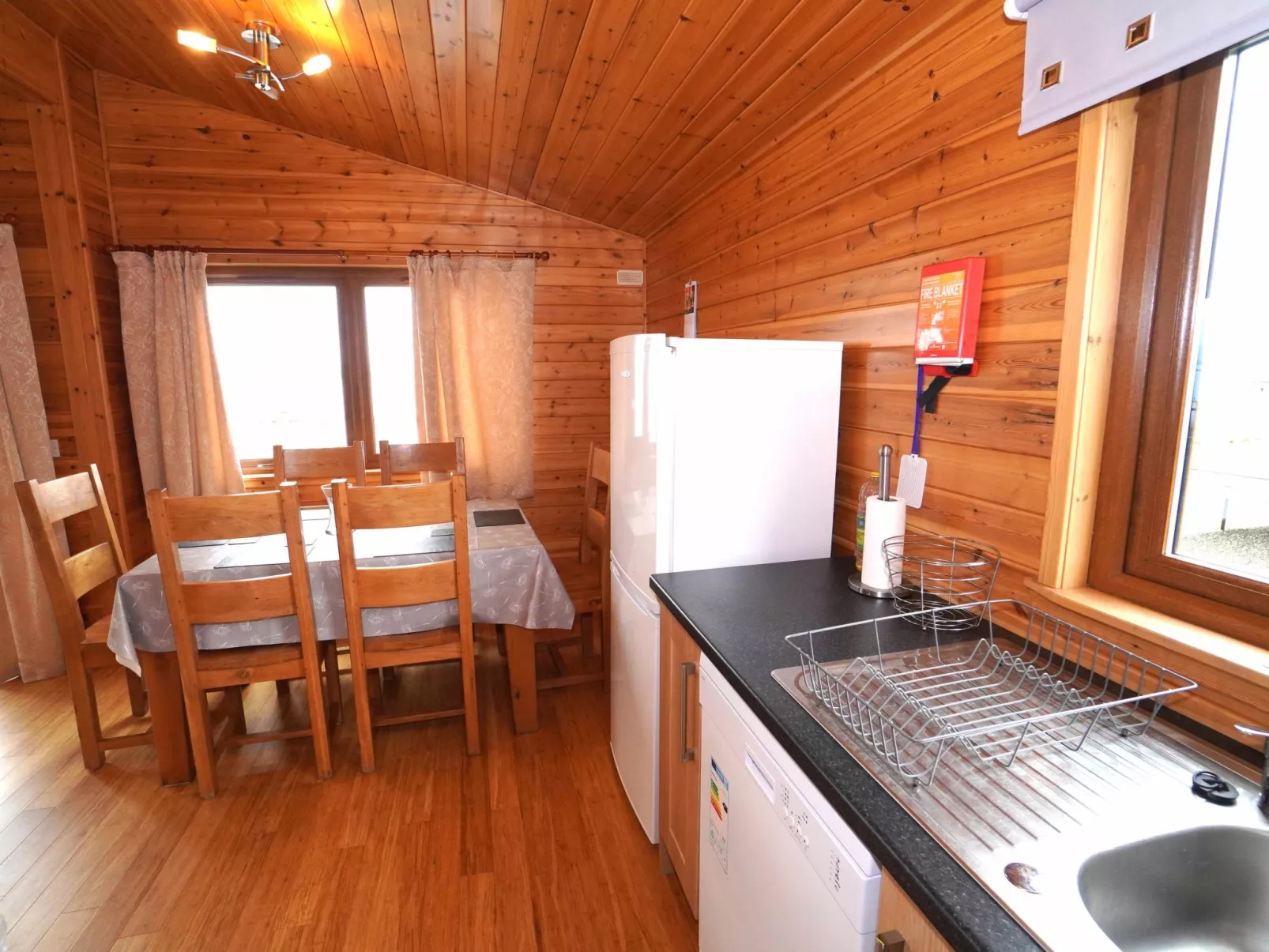 Loch Leven Lodge 11-Inside