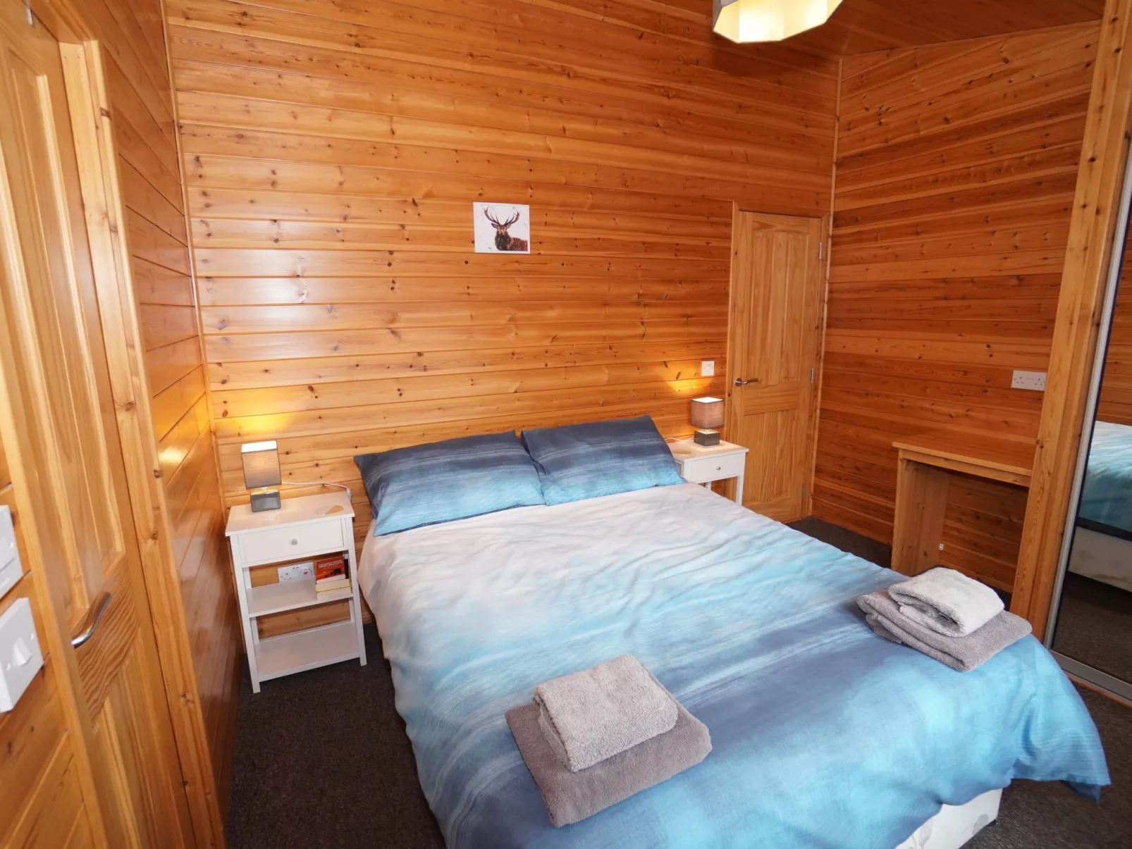 Loch Leven Lodge 11-Inside