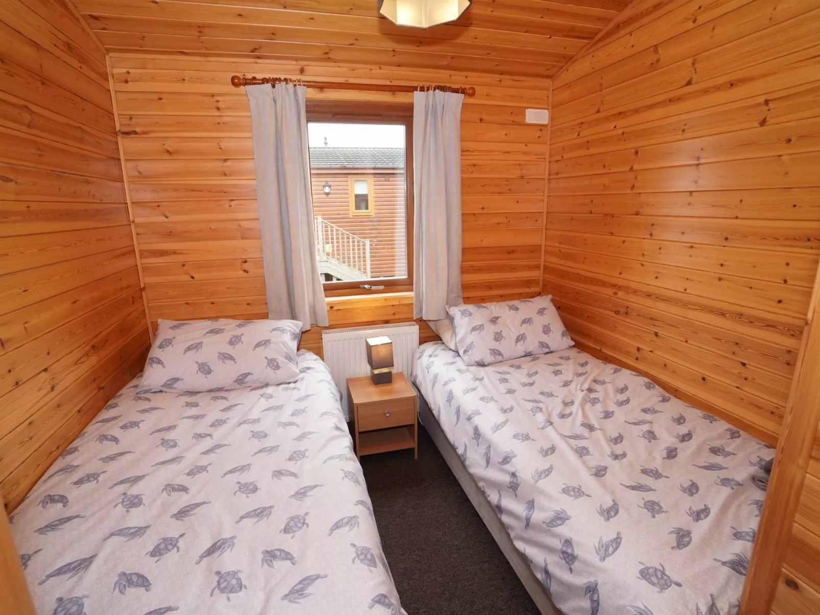 Loch Leven Lodge 11-Inside