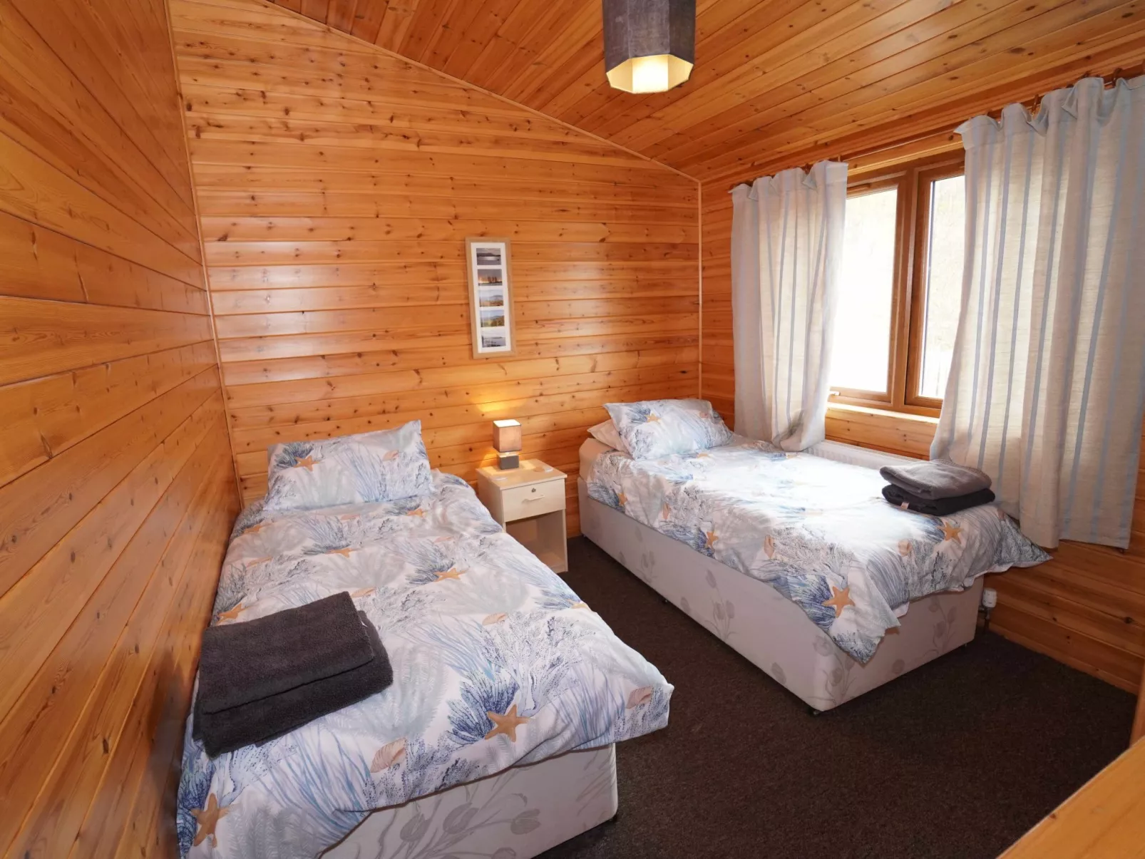 Loch Leven Lodge 11-Inside