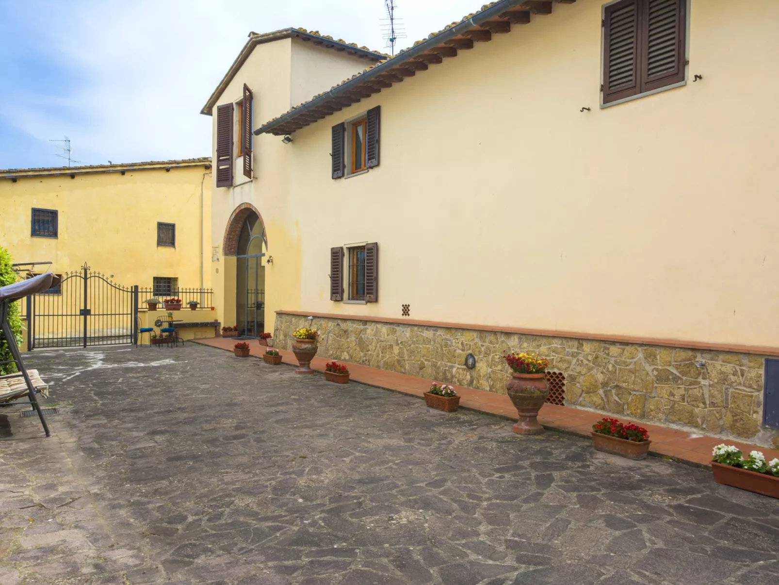 Il Colombaino-Outside