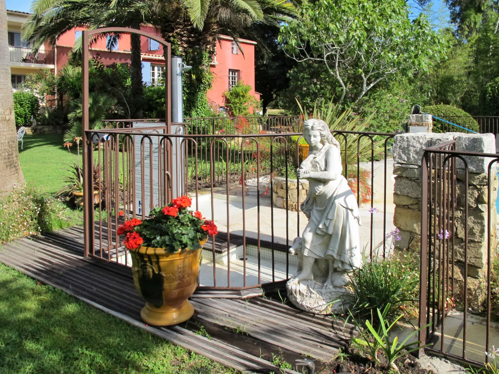 Petite maison, 30 m², 2 pers-Outside