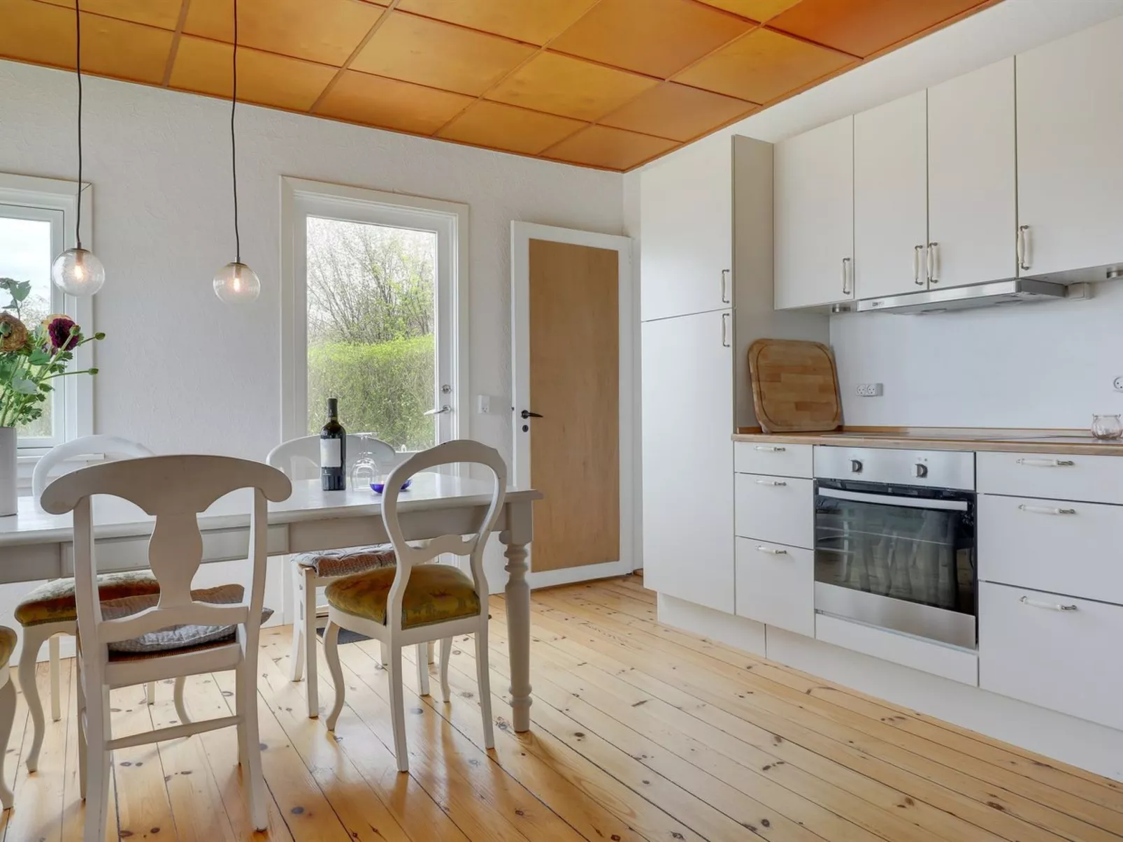 "Ensio" - 150m from the sea-Inside