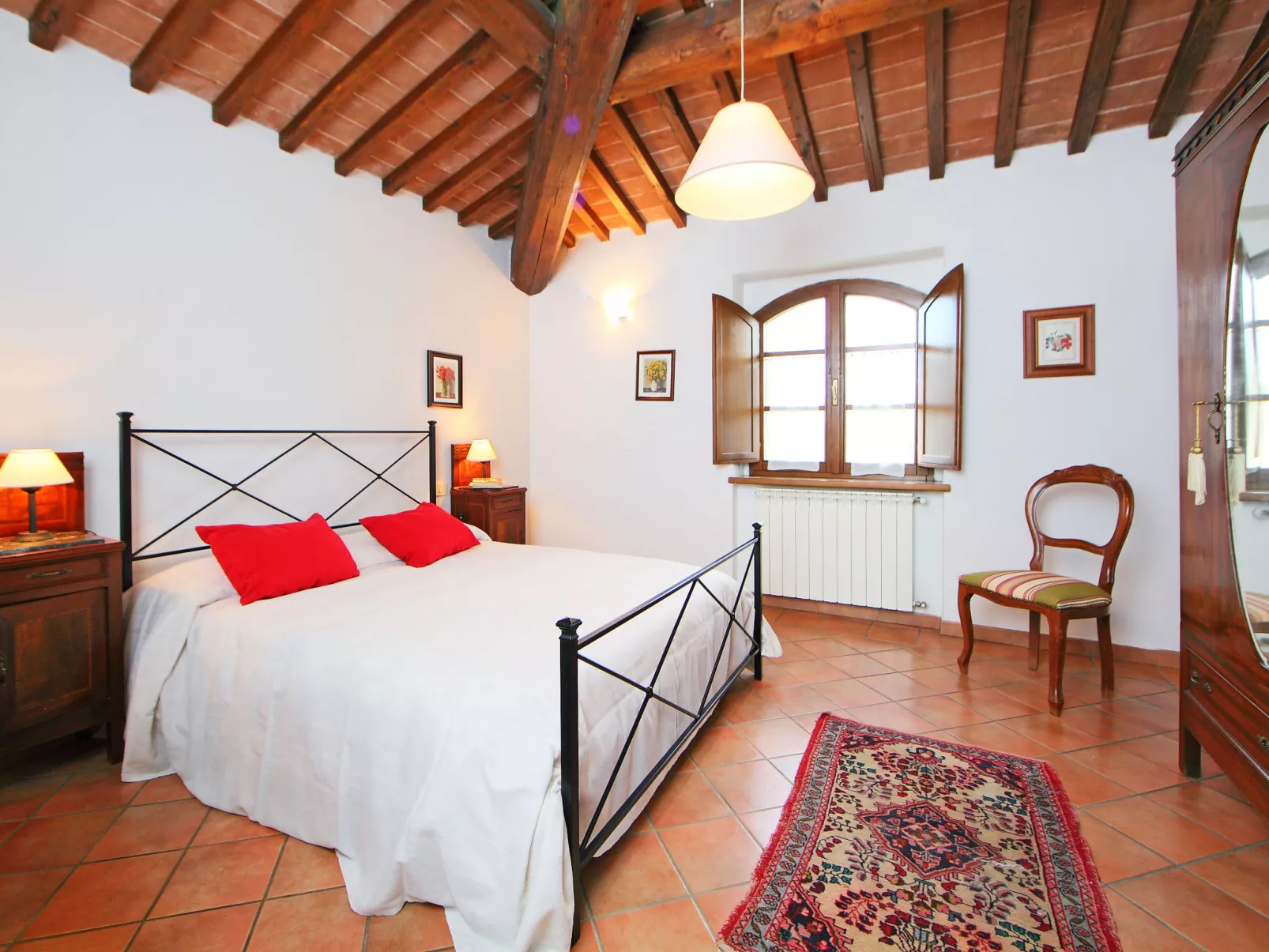 Podere S Giovanni-Inside
