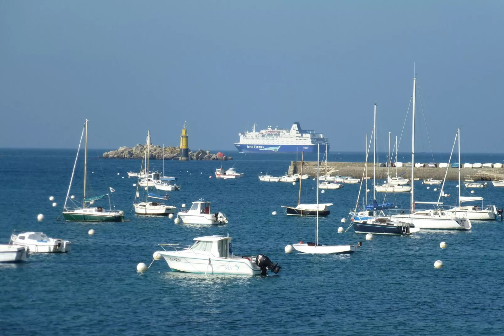 In direkter Meerlage Ebenerdige Ferienwohnung Roscoff-Areas summer 5km