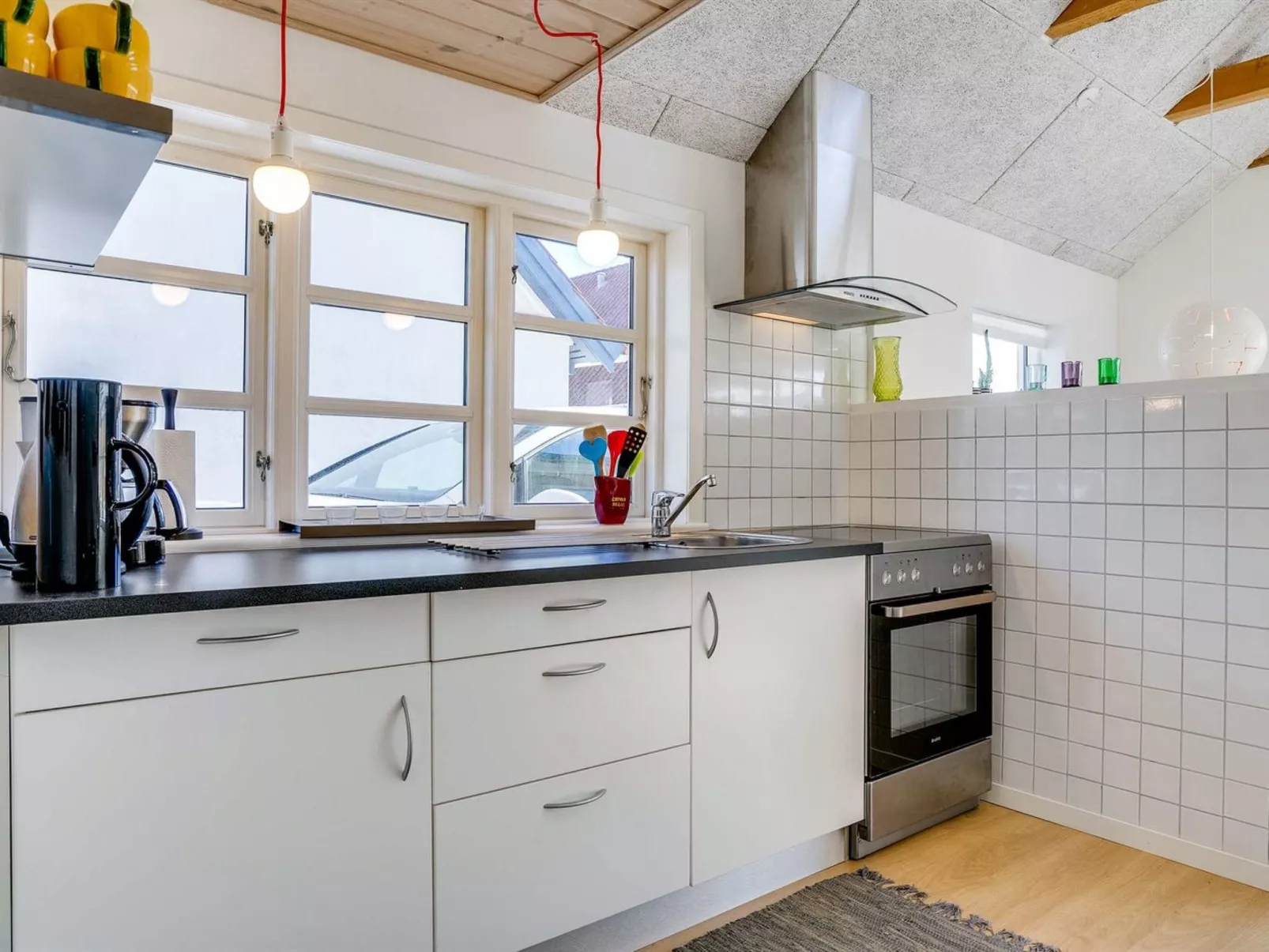 "Elaina" - 200m from the sea-Drinnen