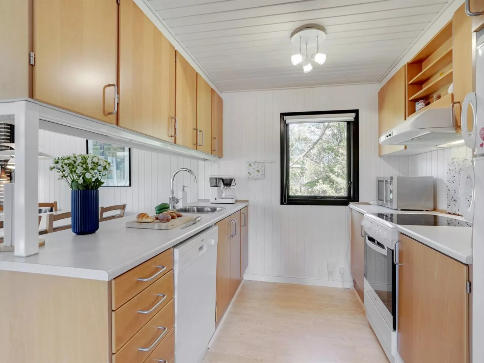 "Melisande" - 950m from the sea-Inside