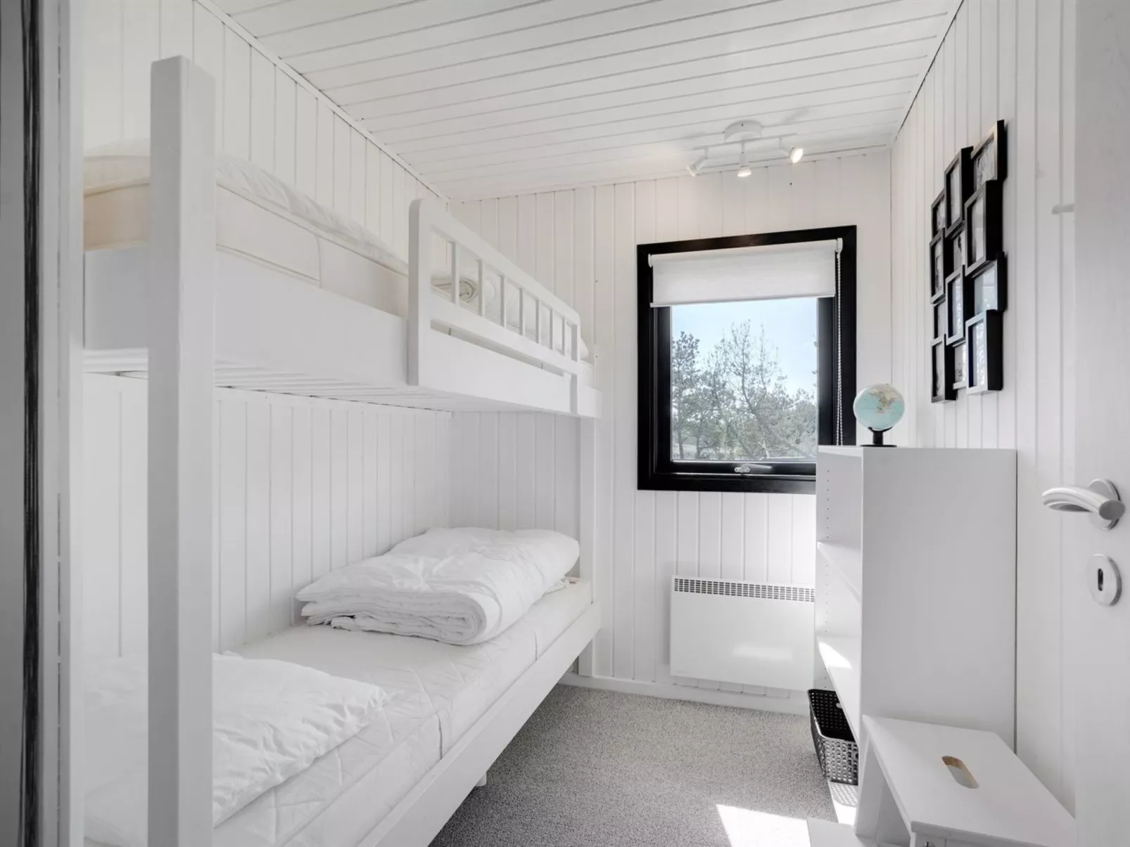 "Melisande" - 950m from the sea-Inside
