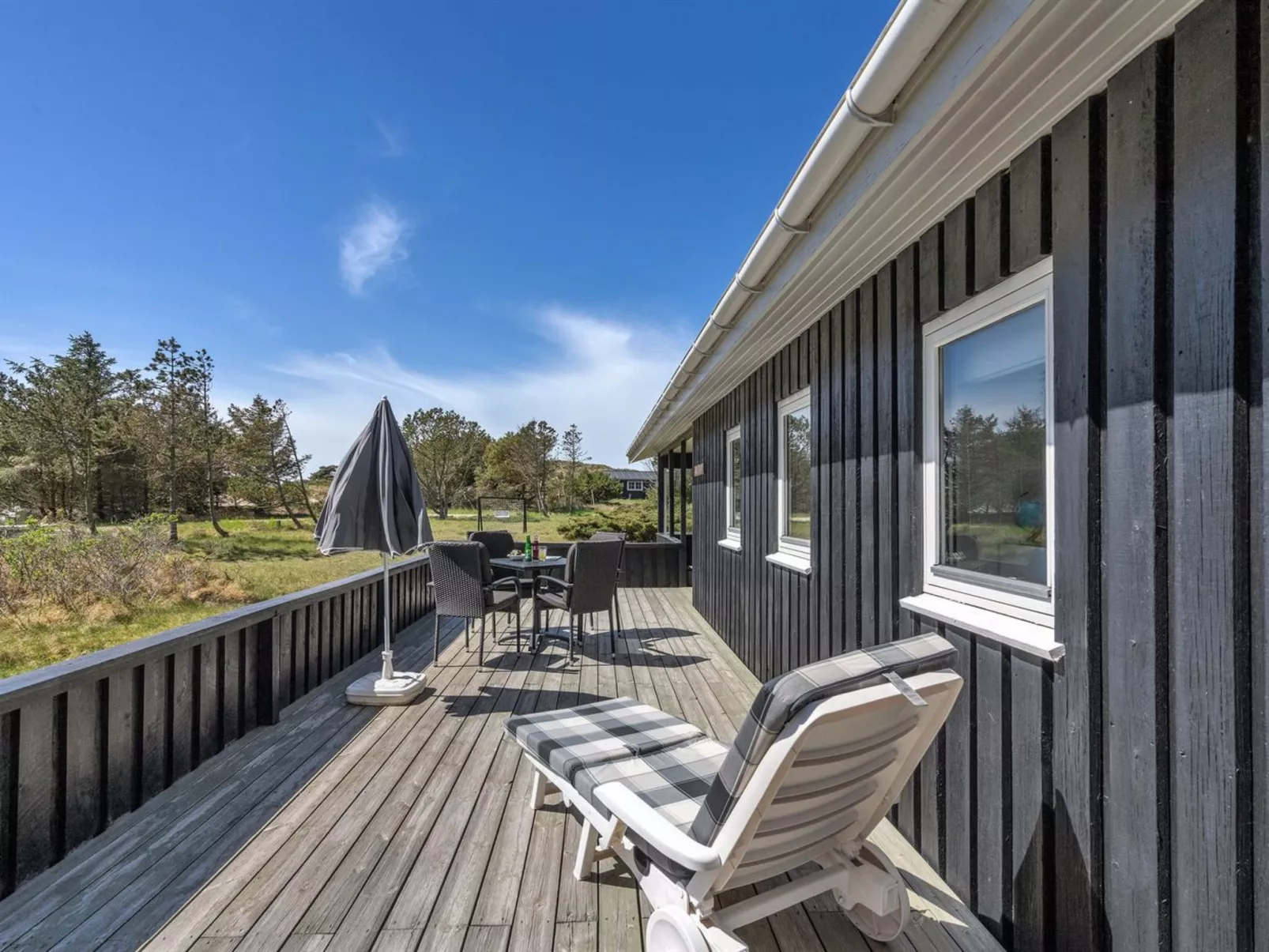 "Melisande" - 950m from the sea-Inside