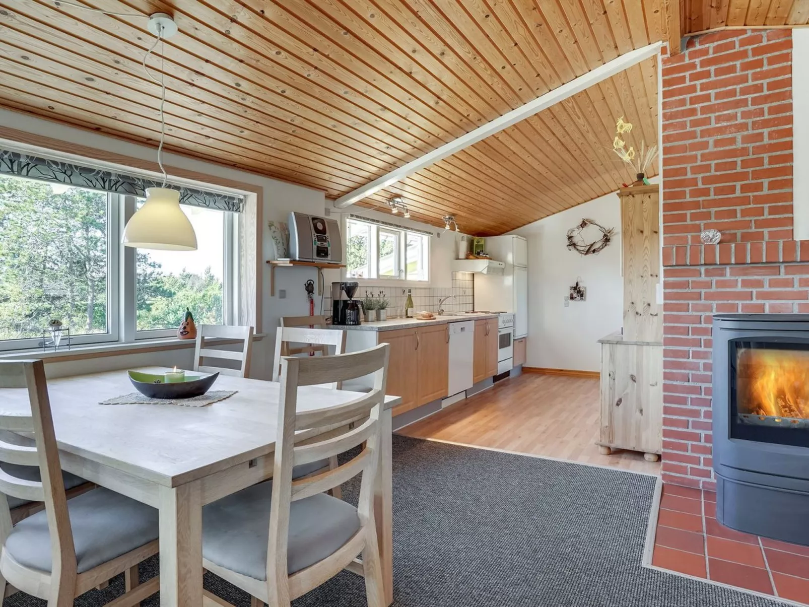 "Jeldrik" - 100m from the sea-Inside