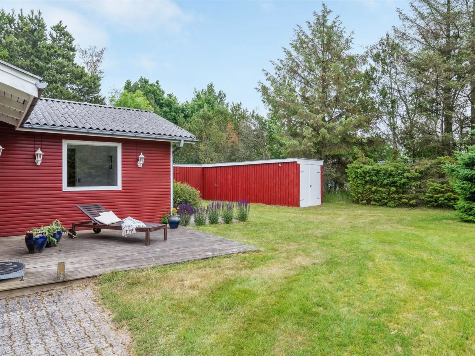 "Anevay" - 300m from the sea-Outside