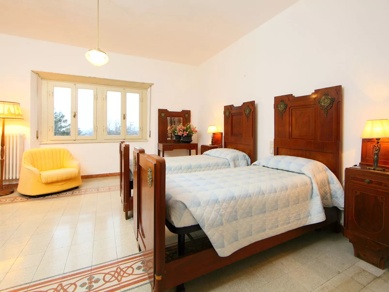Poggio Patrignone-Inside