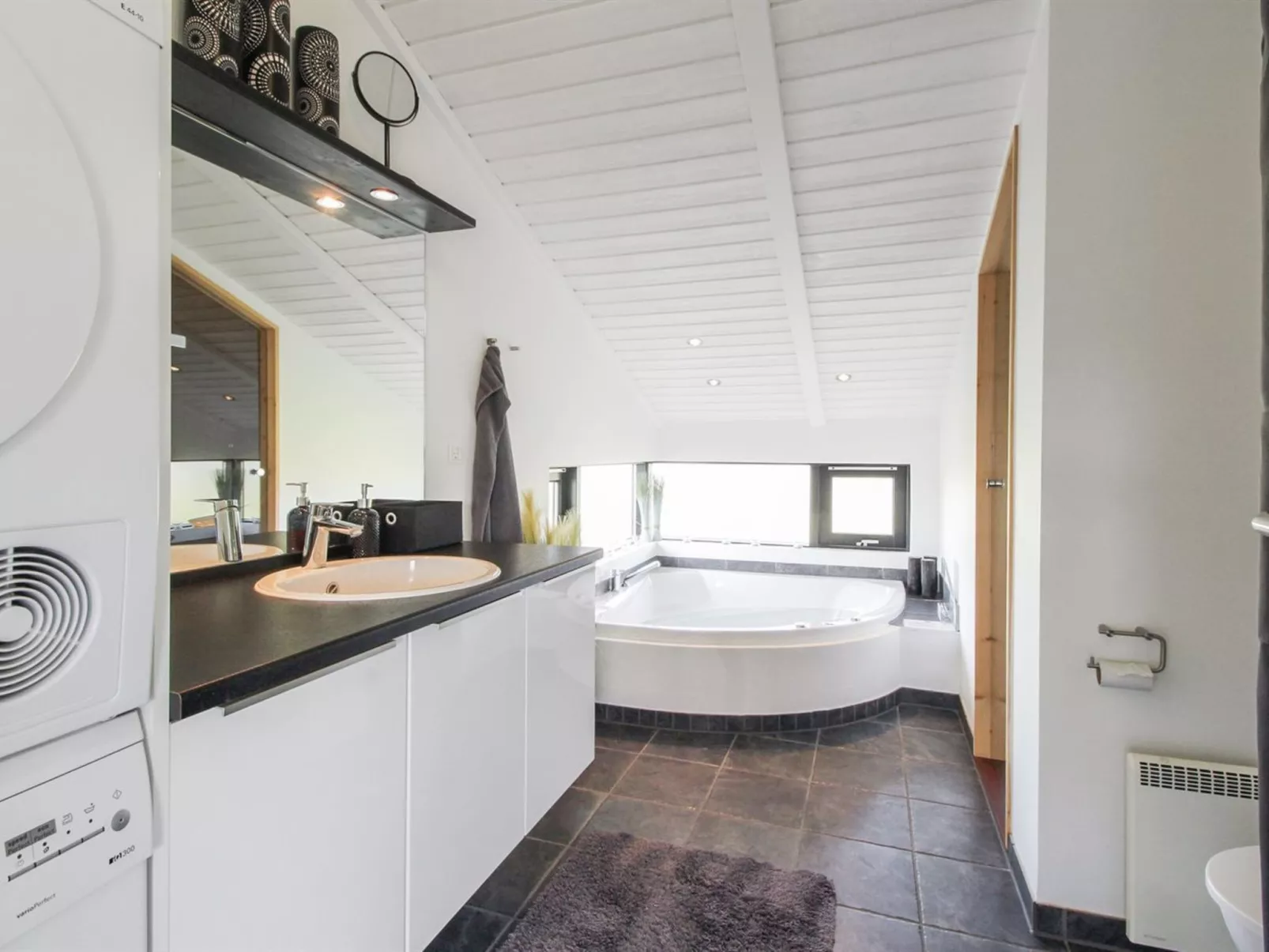 "Auvo" - 600m from the sea-Outside