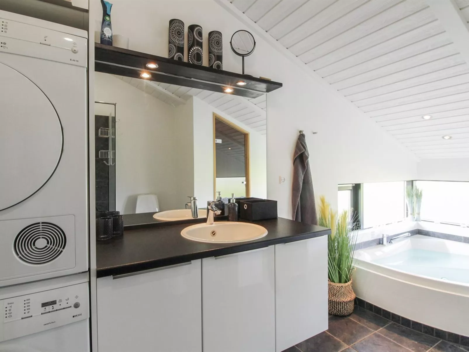 "Auvo" - 600m from the sea-Outside