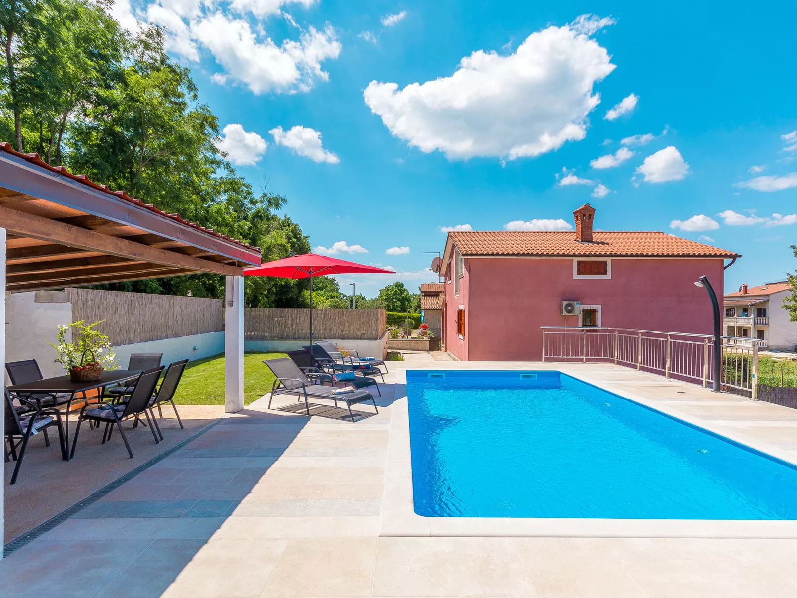 Villa Laura-Dehors
