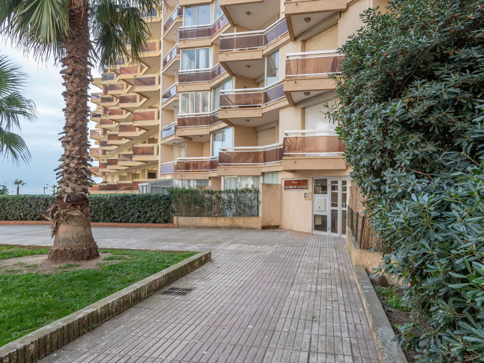 Les Balcons de la Plage-Outside