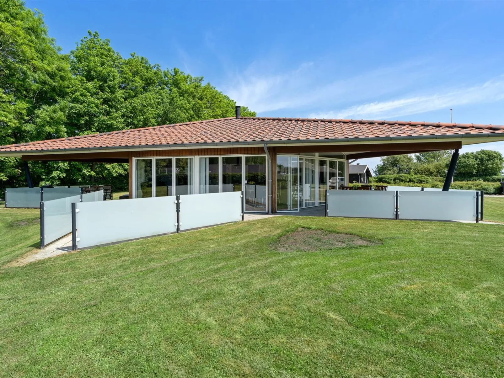 "Helena" - 250m from the sea-Draußen