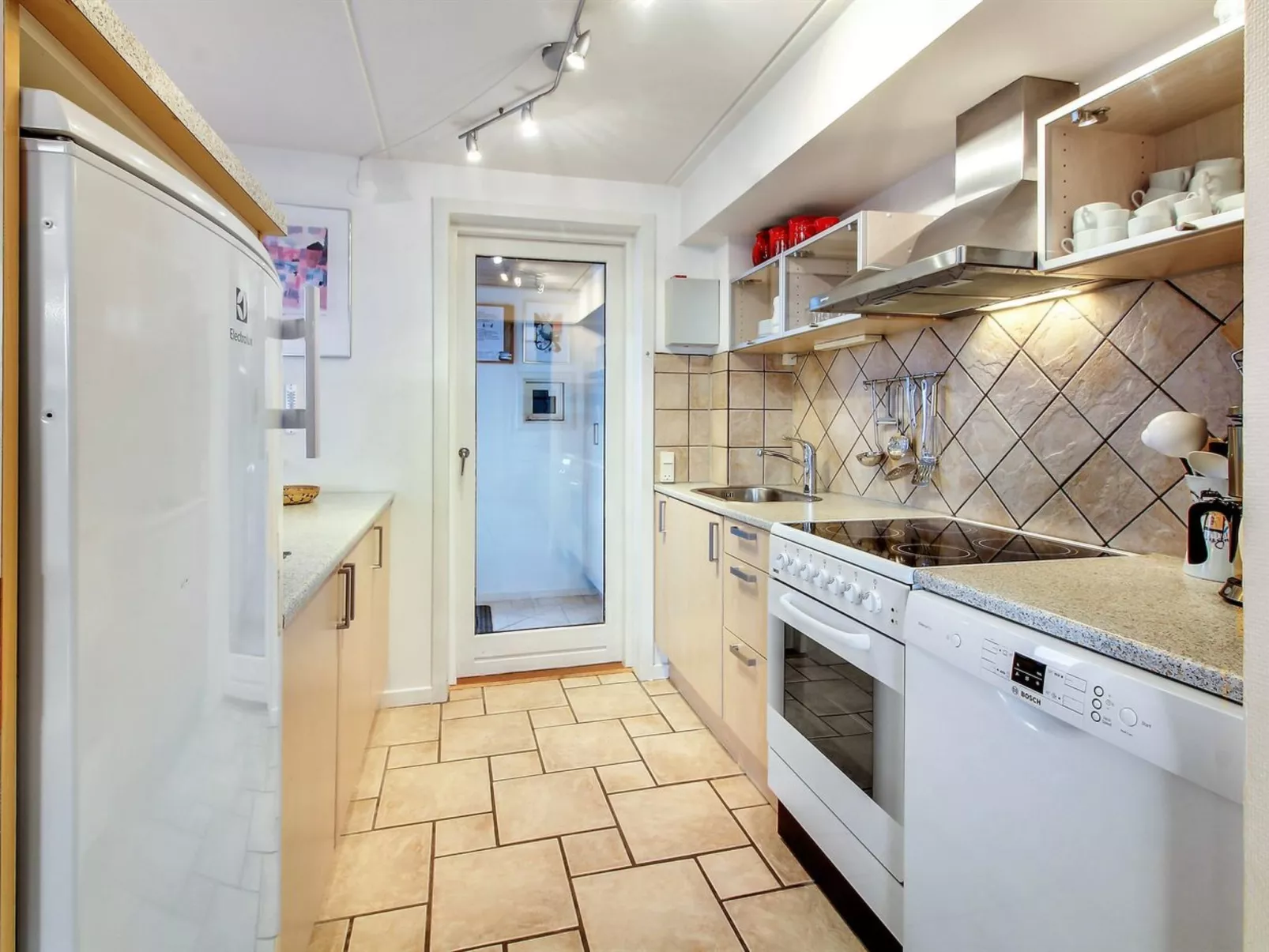 "Sakari" - 300m from the sea-Inside