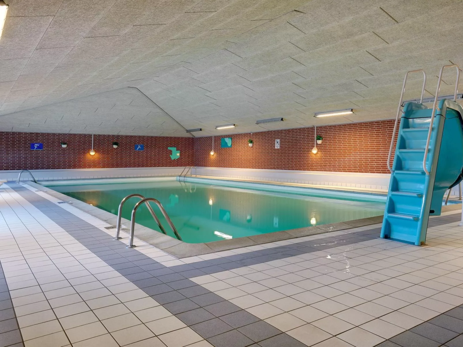 "Sakari" - 300m from the sea-Inside