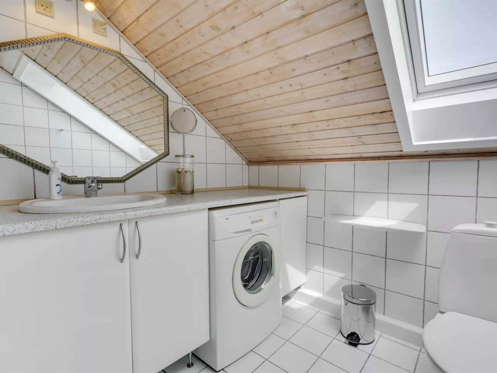 "Sakari" - 300m from the sea-Inside