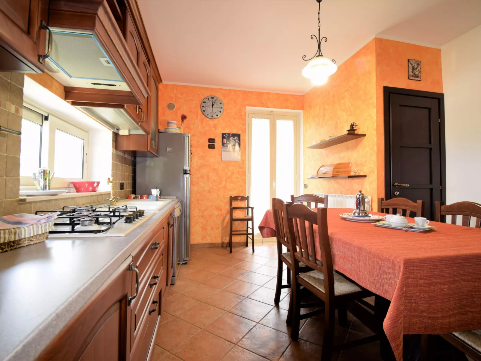 Colori di Sicilia-Inside