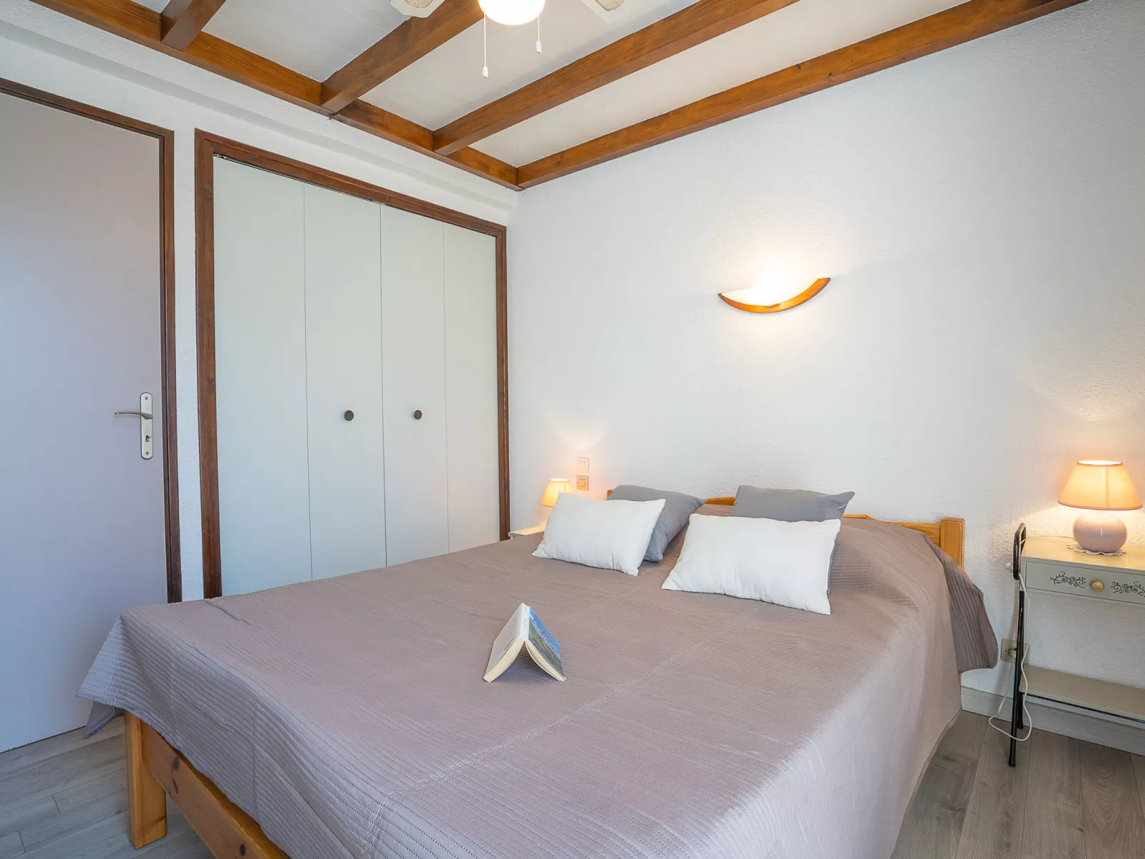 Le Hameau des Bougainvilliers-Inside