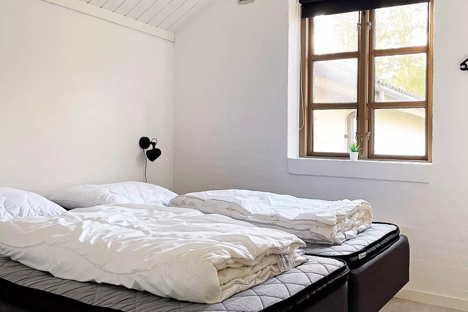 12 person holiday home in Henne-Indoor