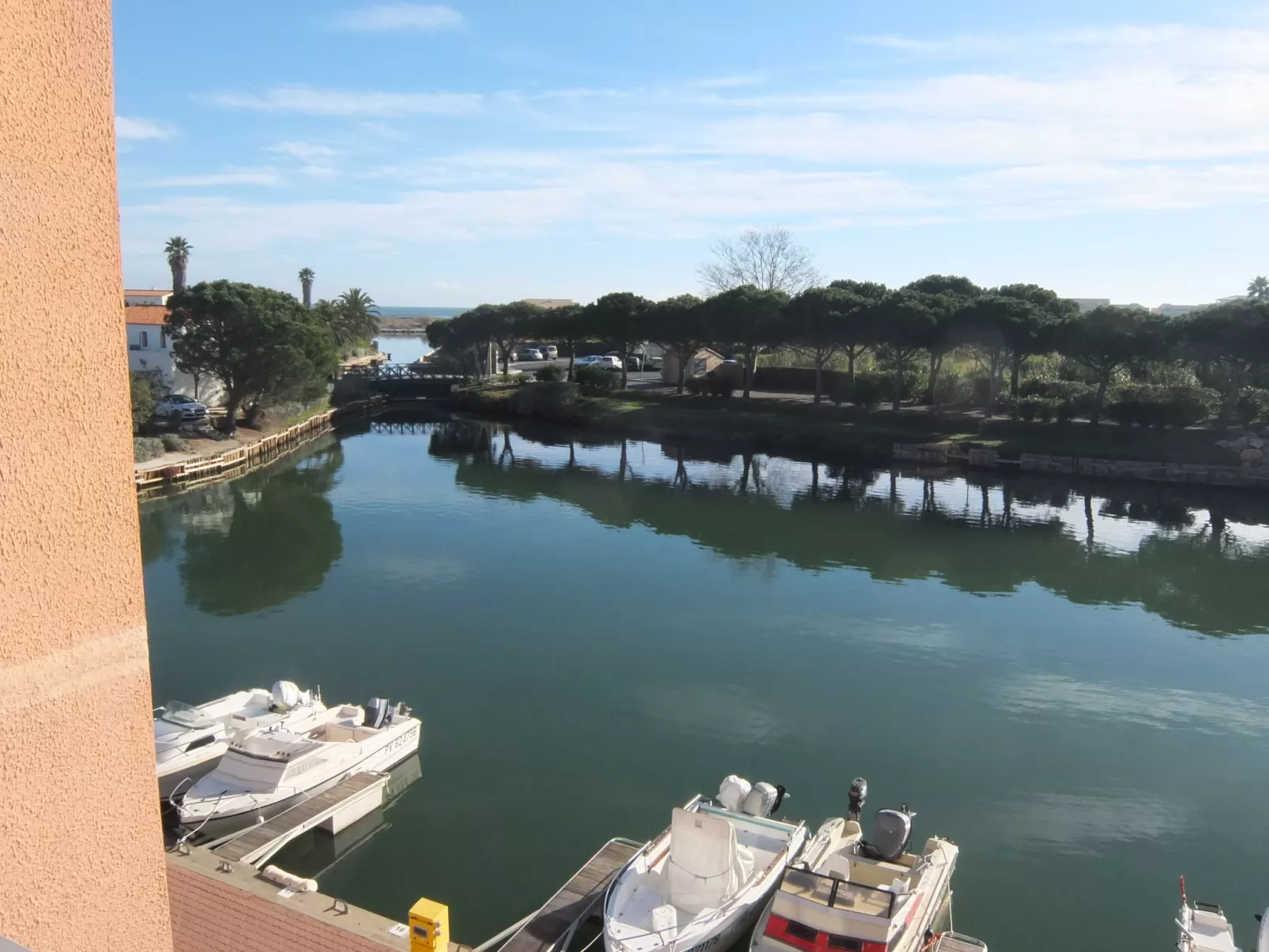 Marina Village-Dehors