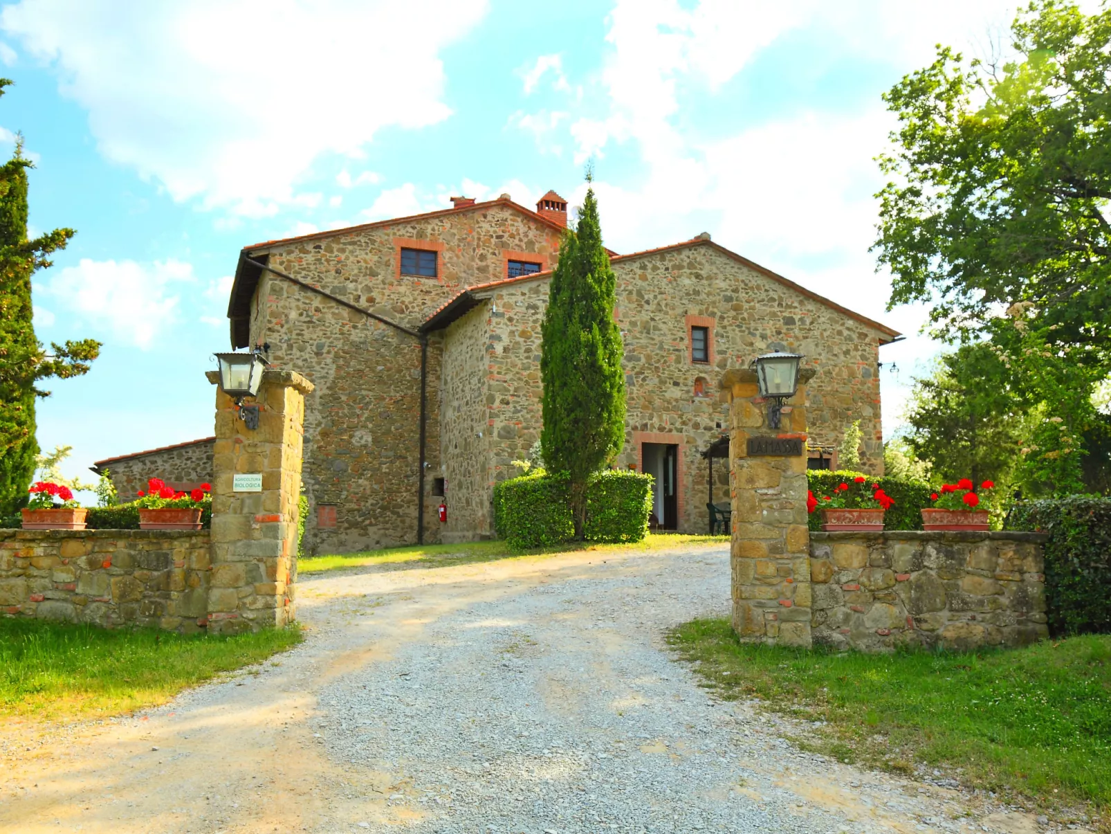 Il Gufo n°1-Outside