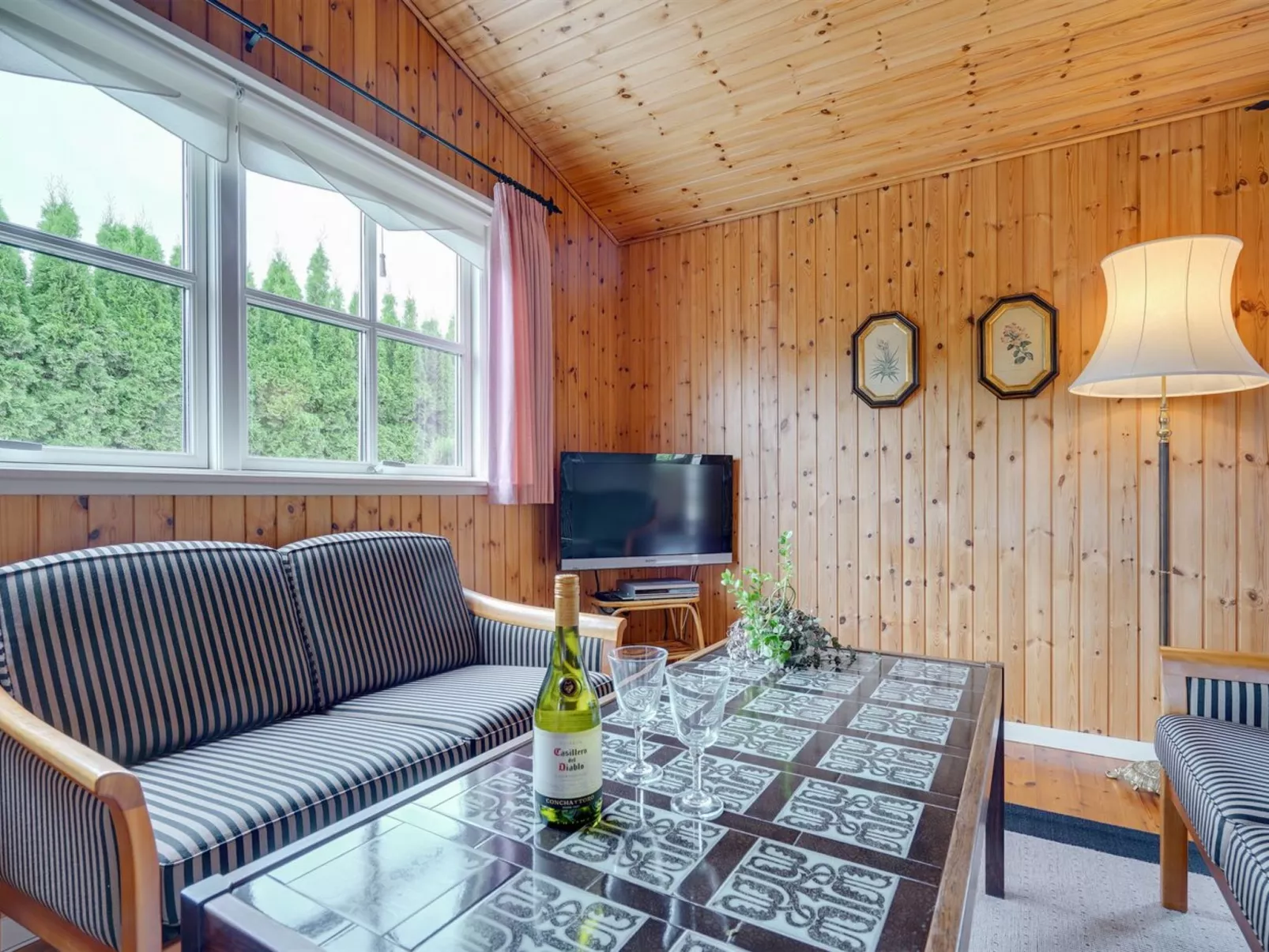 "Siem" - 650m from the sea-Inside