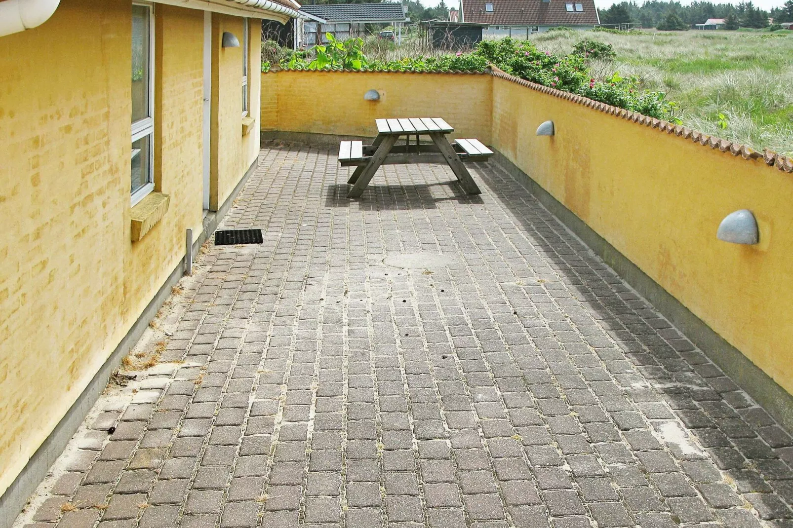 1-View