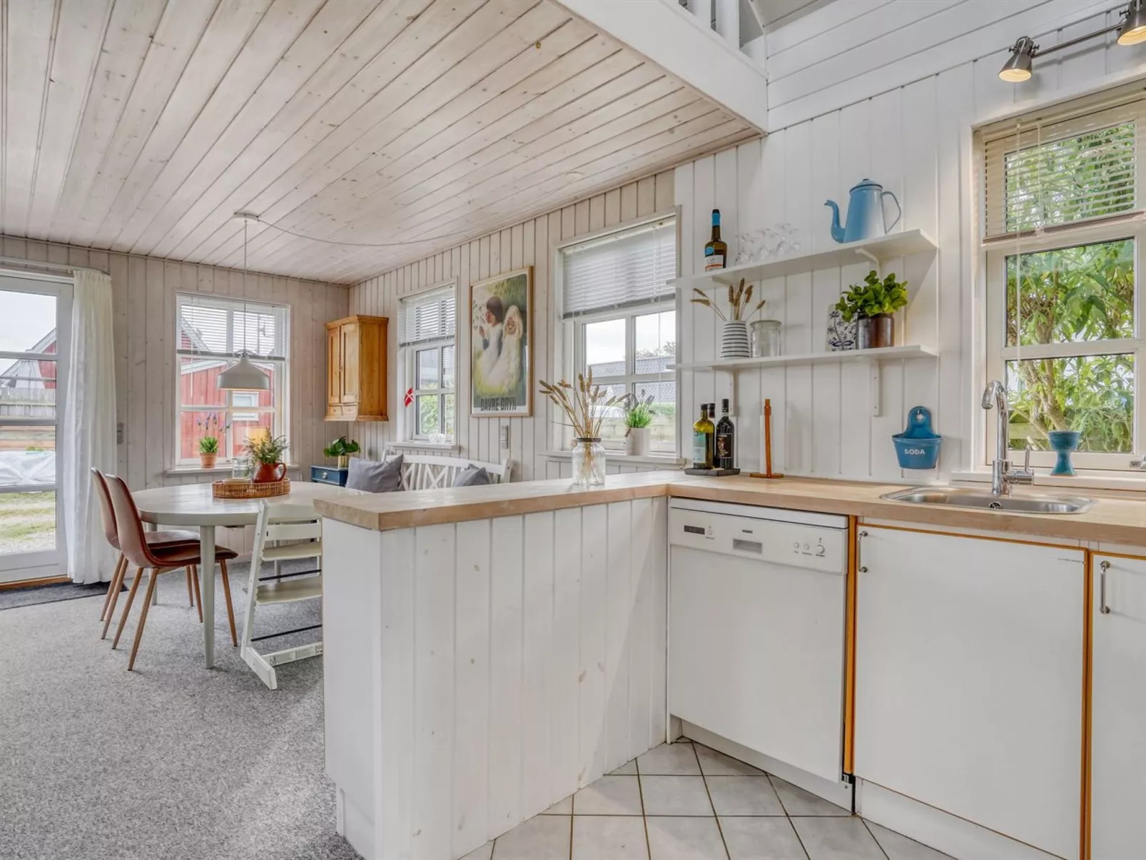"Ajvi" - 50m from the sea-Inside