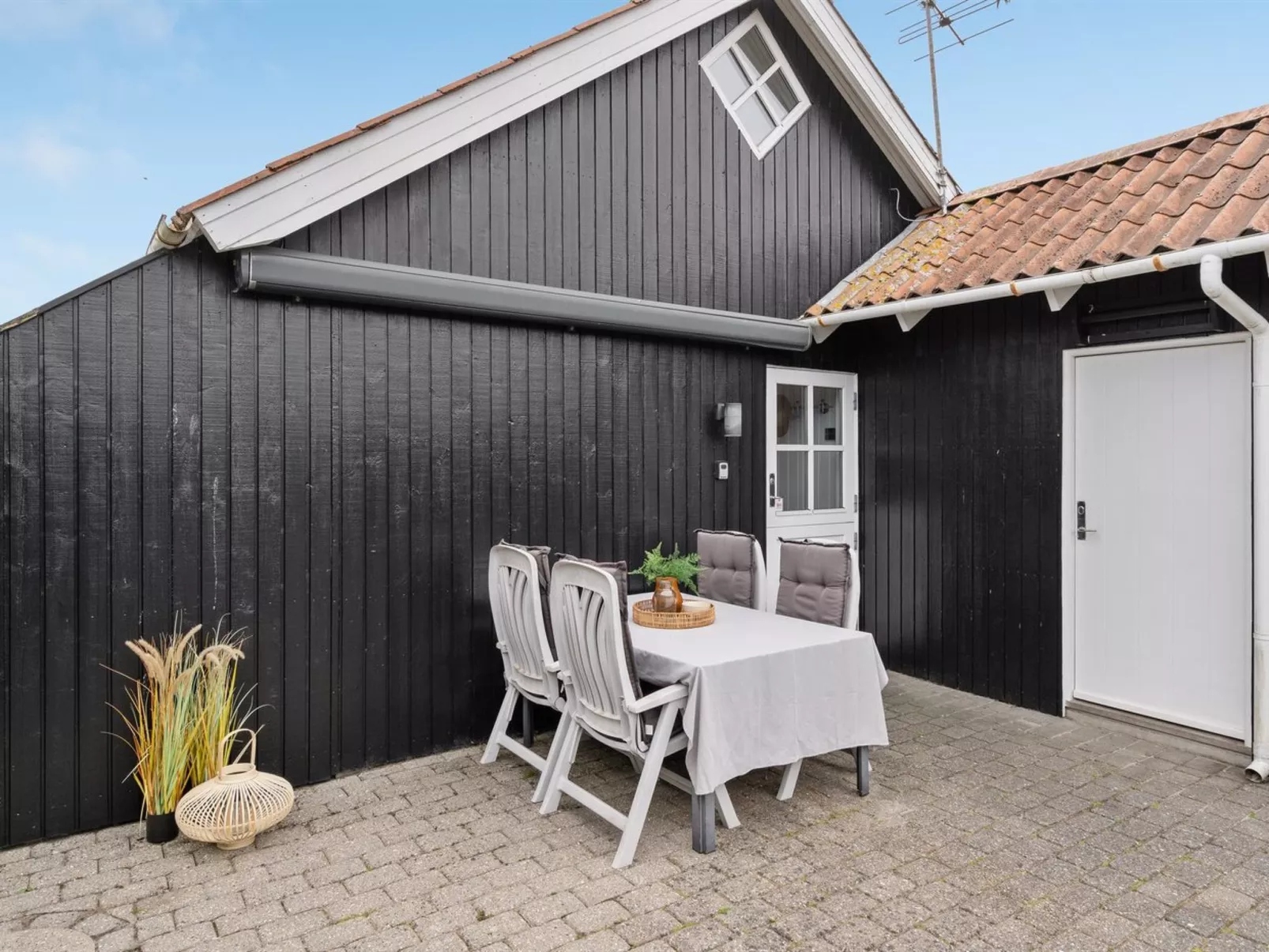 "Ajvi" - 50m from the sea-Outside