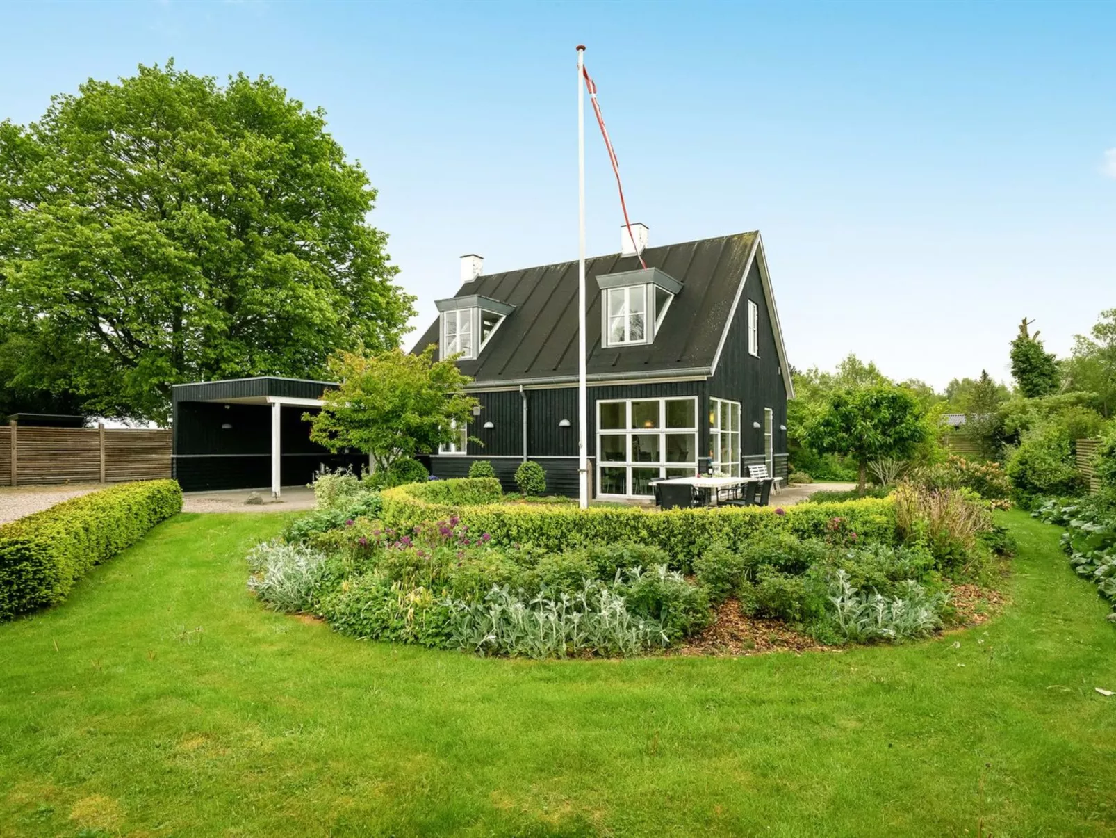 "Gullan" - 75m from the sea-Inside