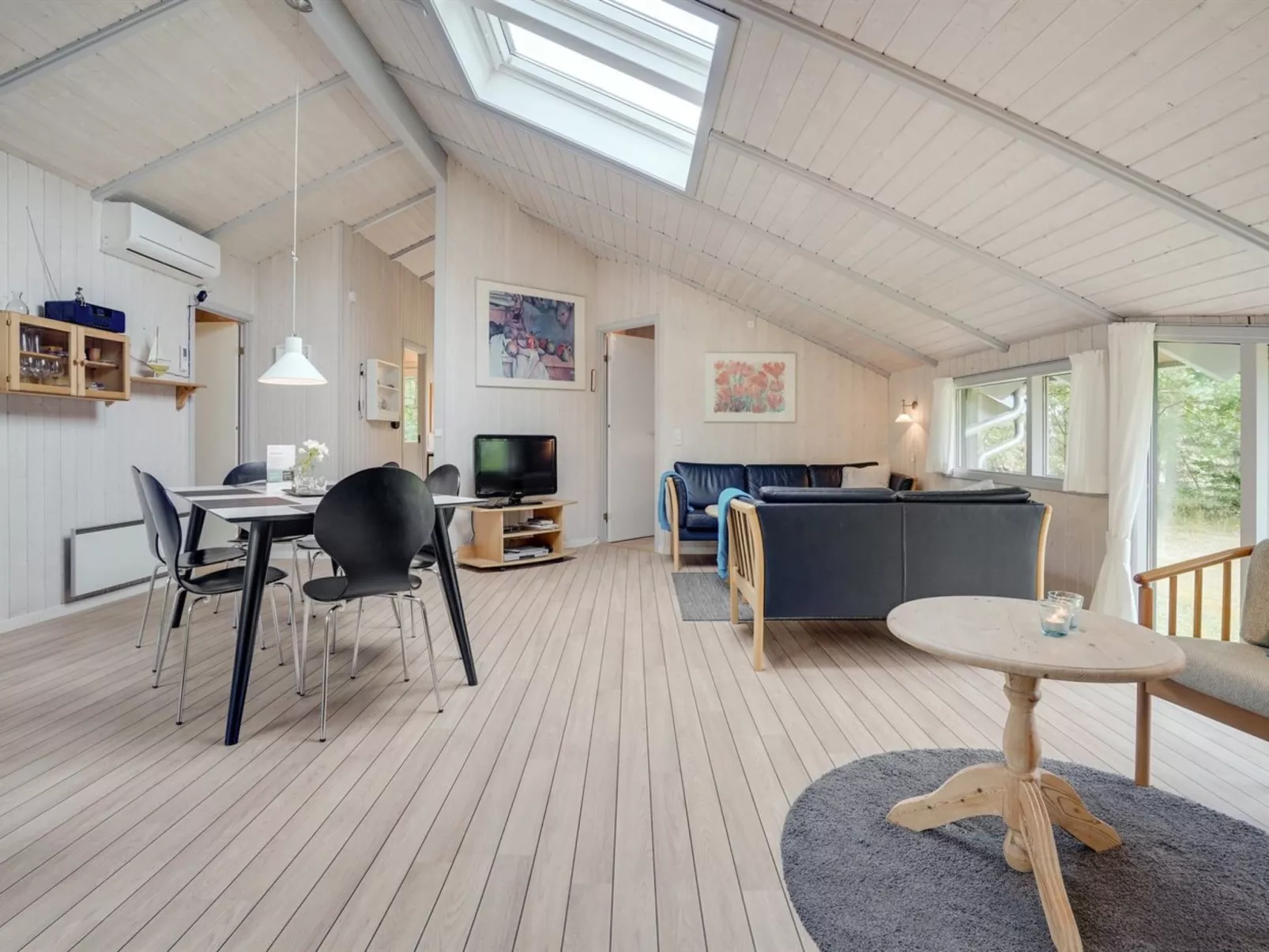 "Selver" - 250m from the sea-Inside