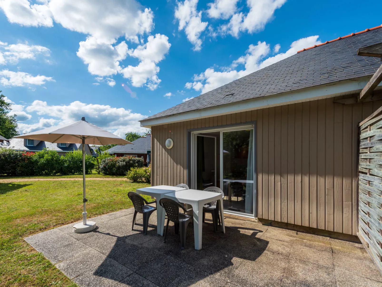 Cottage Privilège-Outside
