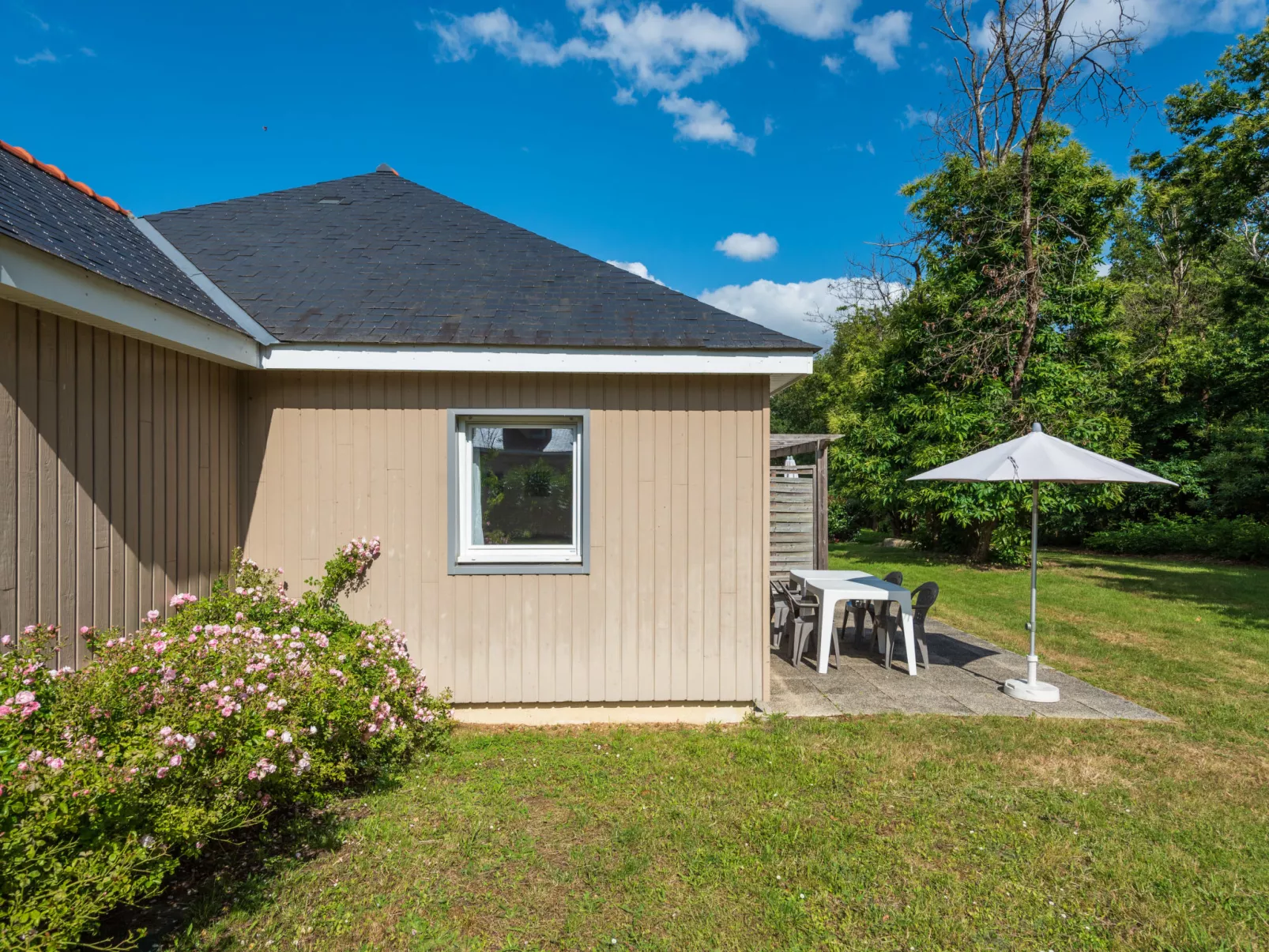 Cottage Privilège-Outside