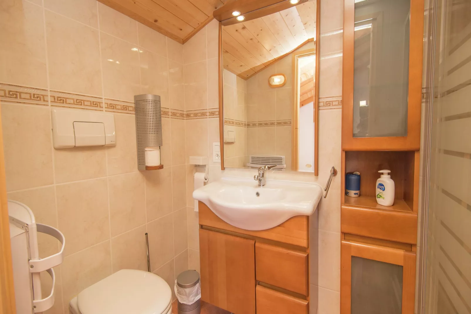 Villa-Bathroom