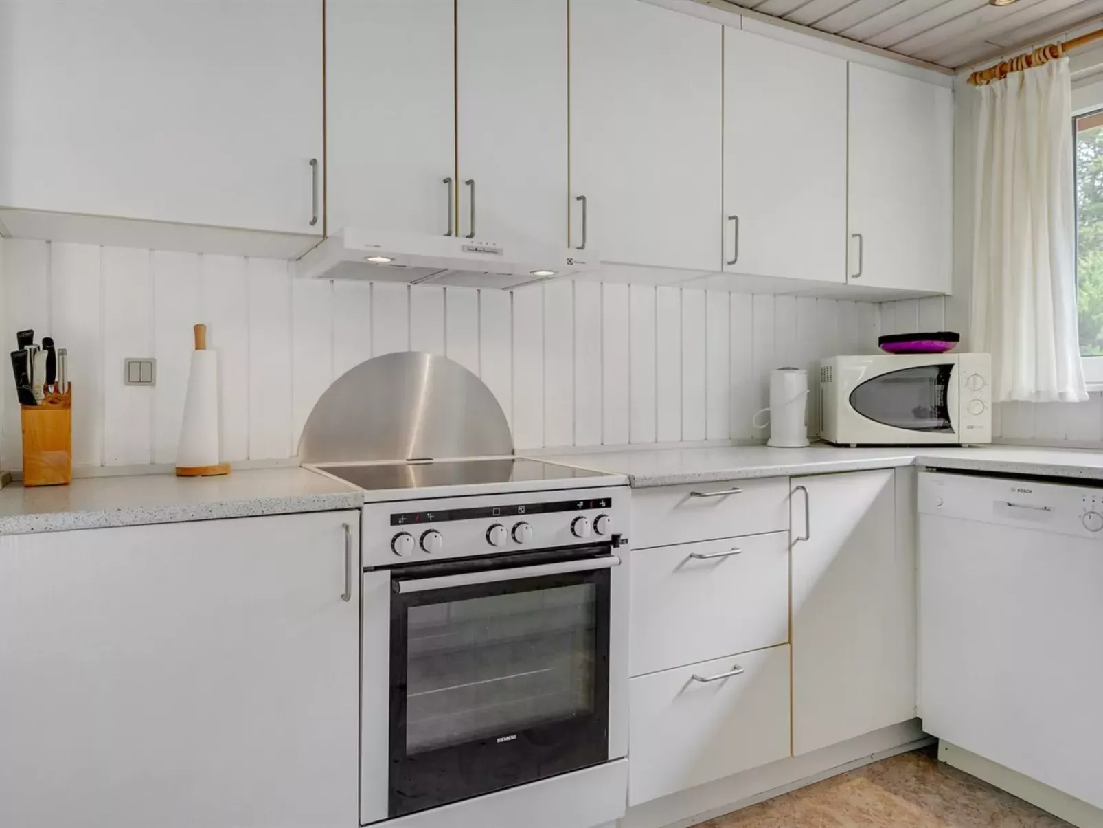 "Maija" - 1.4km from the sea-Inside