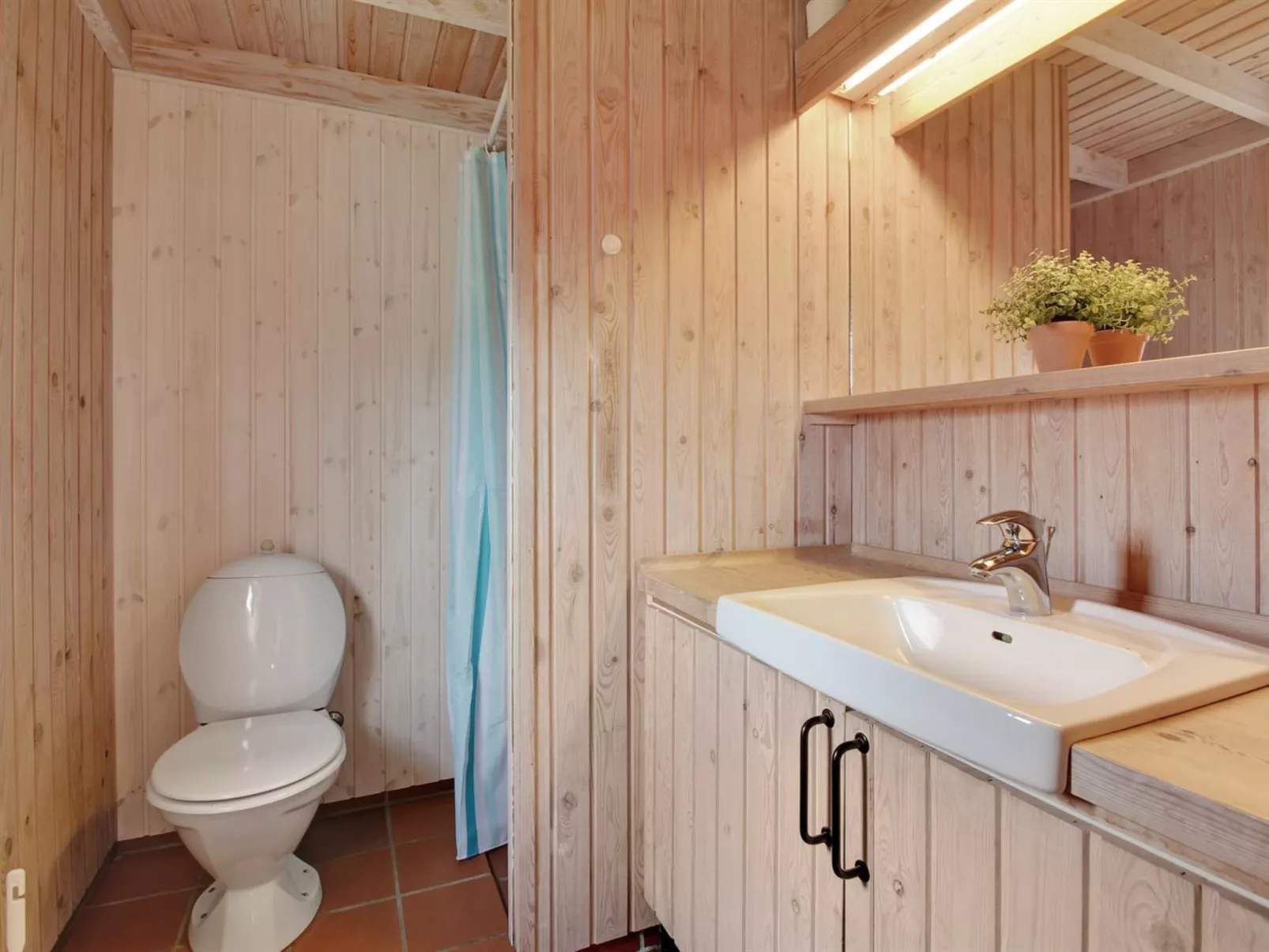 "Aiva" - 1.5km from the sea-Inside