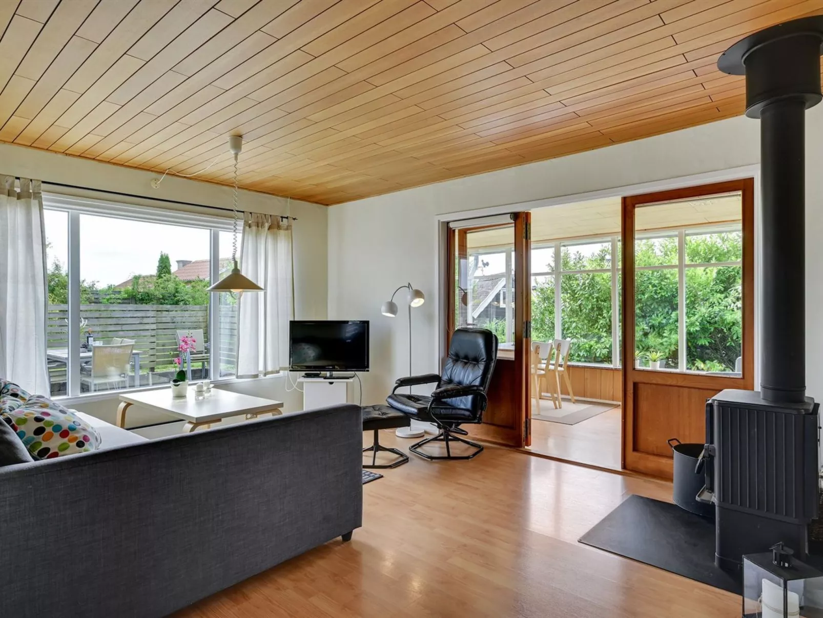 "Holmger" - 500m from the sea-Inside